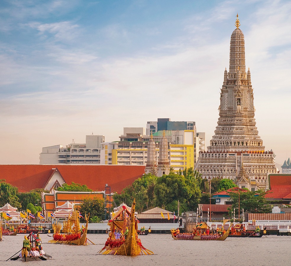 004-traitional-royal-thai-boat-river-bangkok-city-with-wat-a.jpg